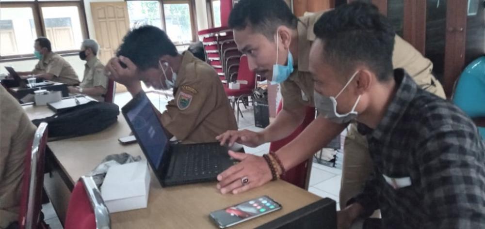 Admin Desa Mengoptimalkan Aplikasi Jogo Tonggo