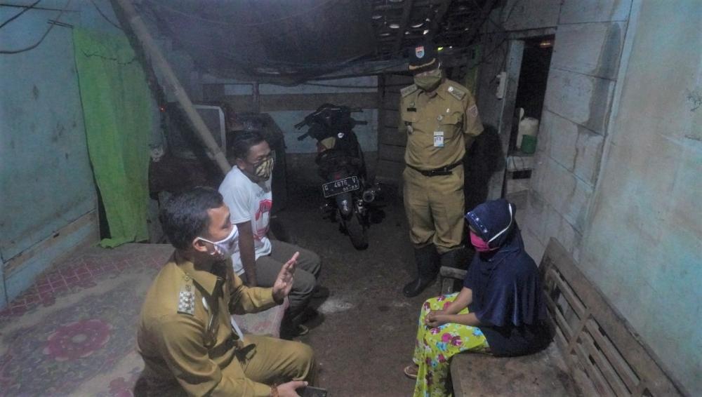 Bupati Batang, Berikan Bantuan RTLH Kepada Warga Tidak Mampu