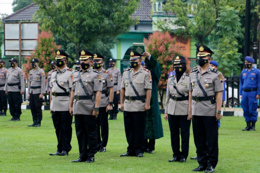 Kapolres Pimpin Sertijab Empat Pejabat Polres Batang