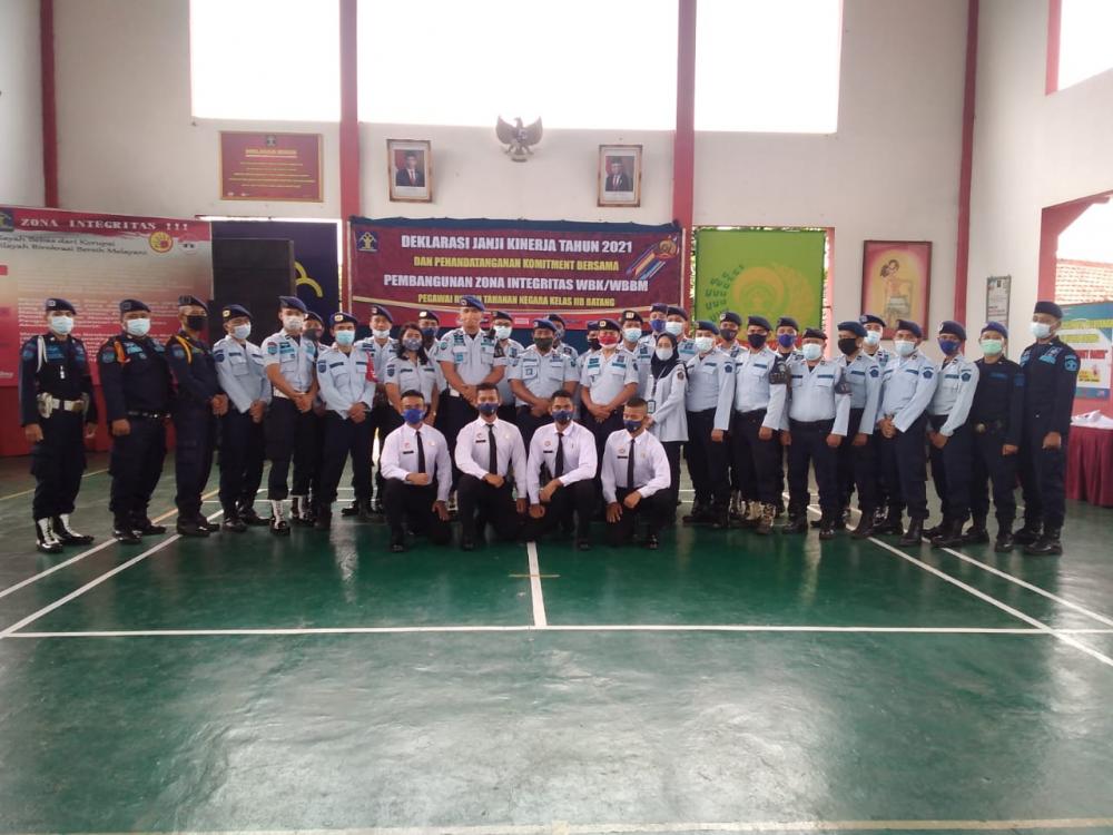 Menuju WBBM, Pegawai Rutan Batang Teken Pakta Integritas