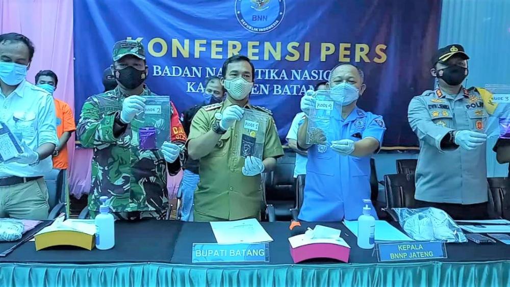 BNN Jateng Gagalkan Peredaran Tembakau Gorila di Batang
