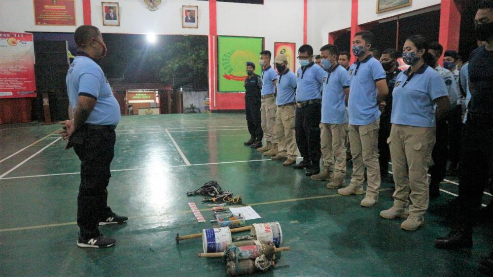 Satops Patnal Gabungan Geledah Rutan Batang