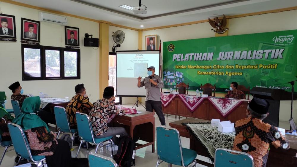Penyuluh Agama Dilatih Jurnalistik