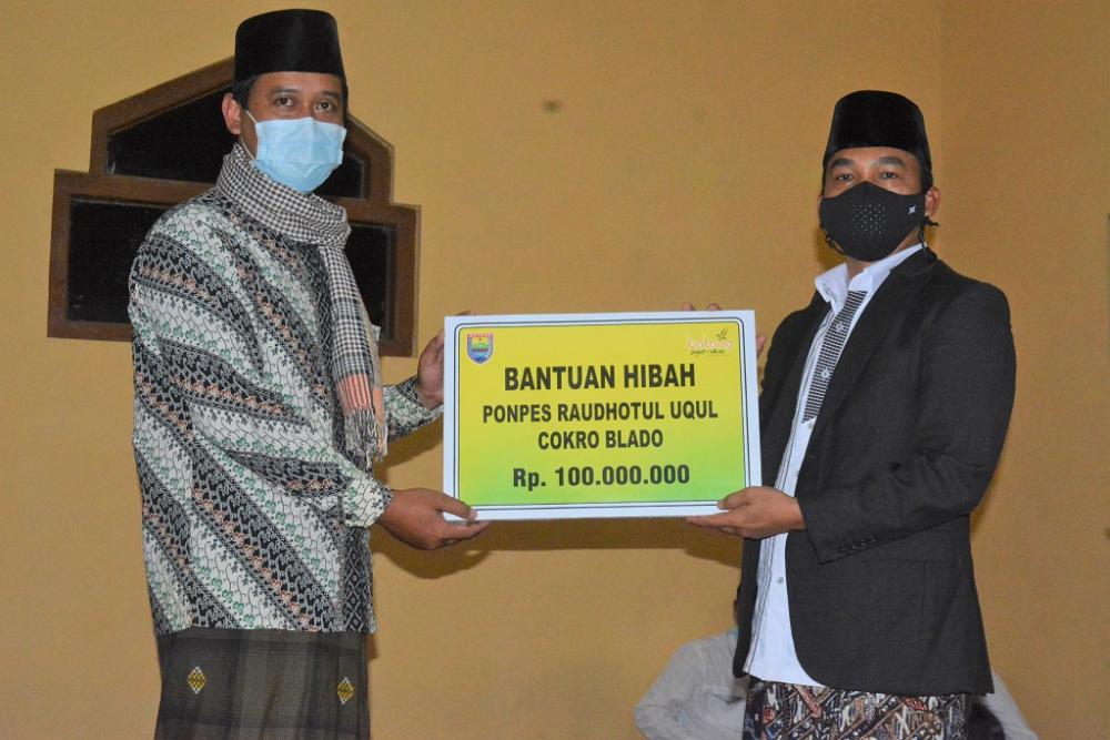 Tarling Perdana, Bupati Batang Santuni Ponpes Rp100 Juta
