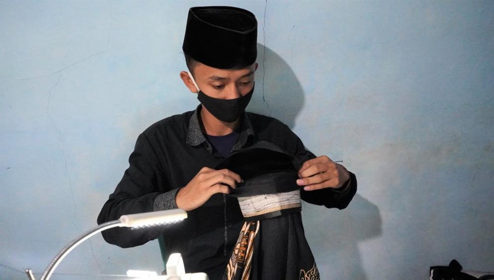 PASANG BLUDRU PADA PECI