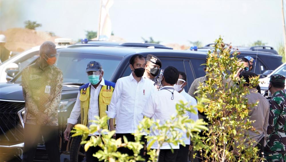 KUNJUNGAN PROGRES PEMBANGUNAN KIT BATANG