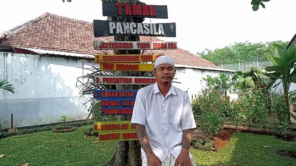 Taubatnya Bang Napi ke Jalan Illahi