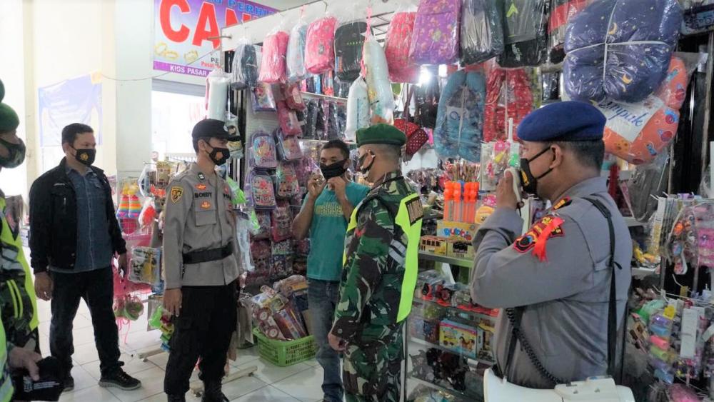 Operasi Ketupat Candi, Polres - Kodim Batang Kampanyekan Prokes