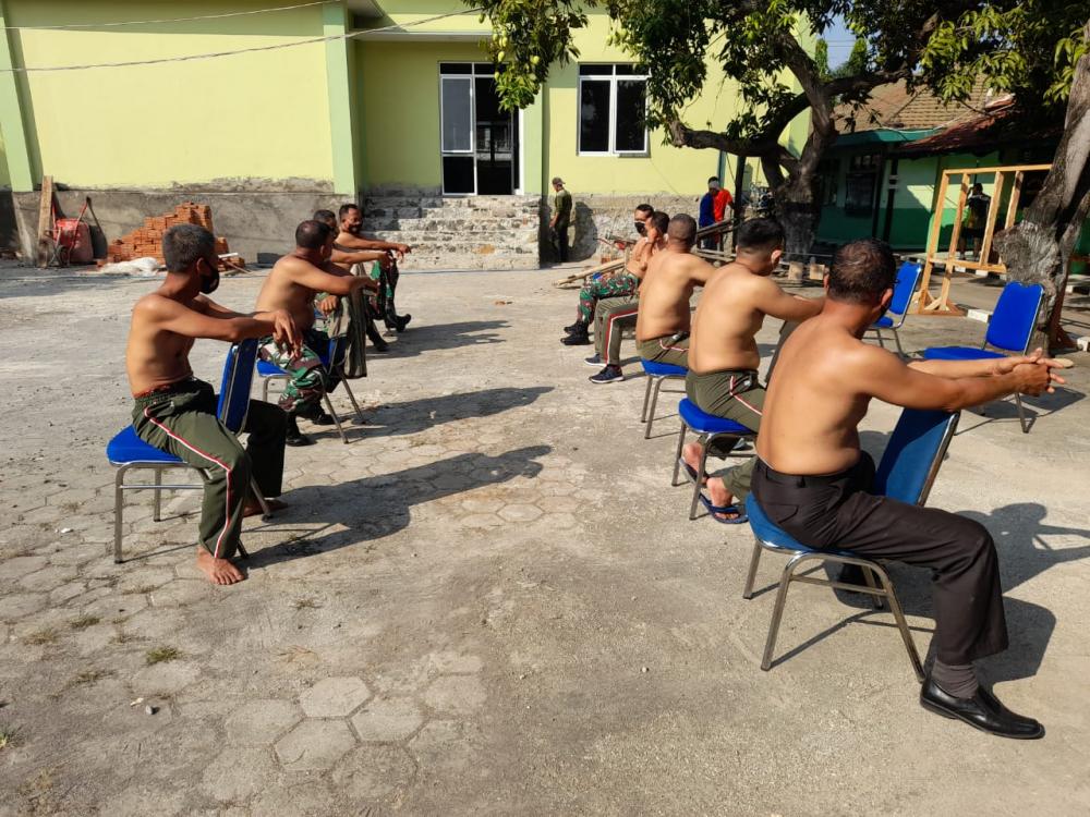 Berjemur, Cara Prajurit Kodim Batang Jaga Imunitas