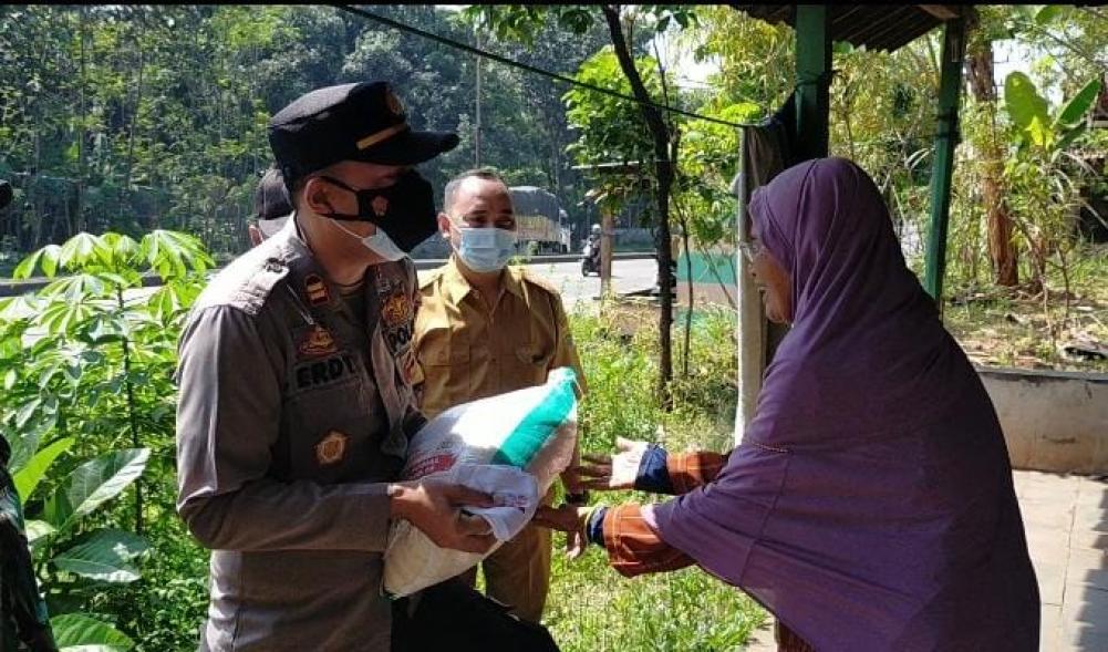 Isoman Tak Mampu Dapat Bantuan Sembako
