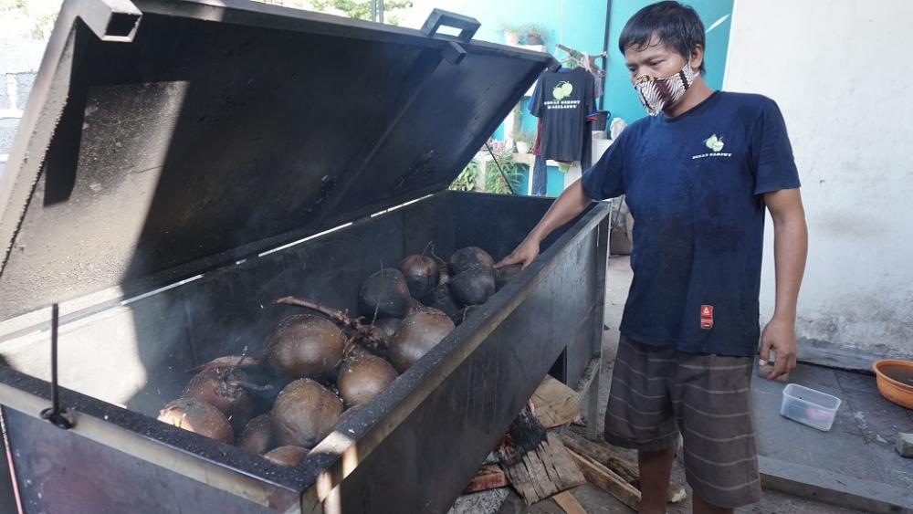 Tingkatkan Imunitas Tubuh Dengan Konsumsi Kelapa Muda Bakar