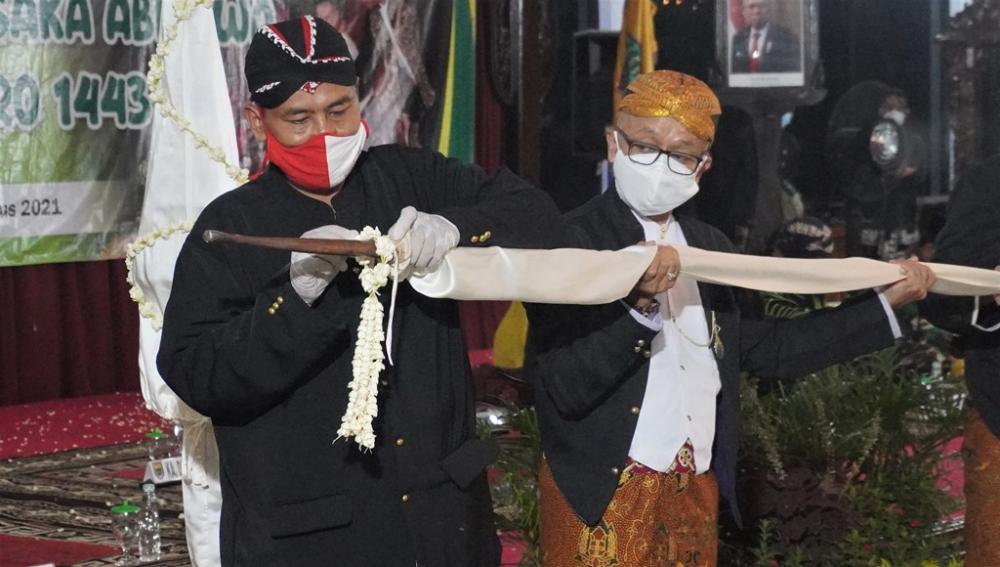 PASANG KEMBANG MELATI