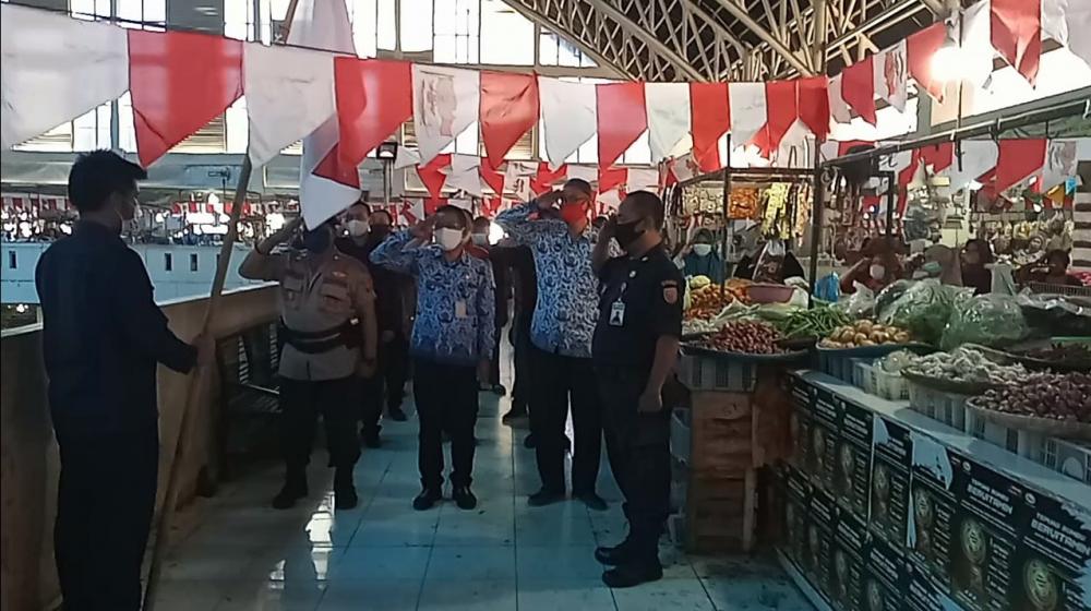Gelar Upacara di Pasar, Wujud Nasionalisme Pedagang Batang