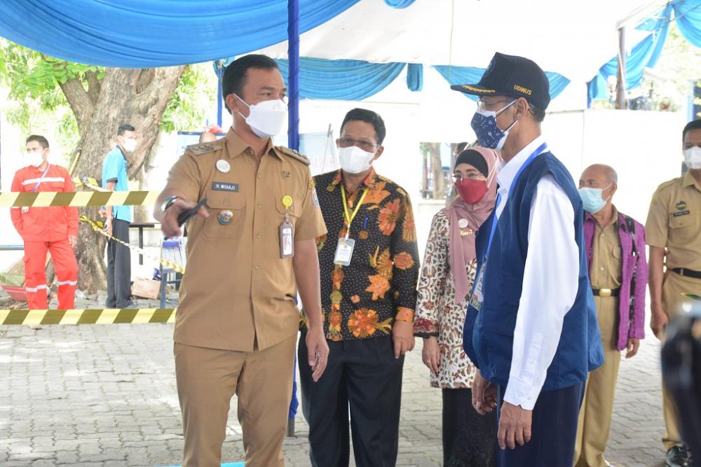Bupati Batang Tinjau Pelaksanaan Lokasi Tes SKD CASN 2021