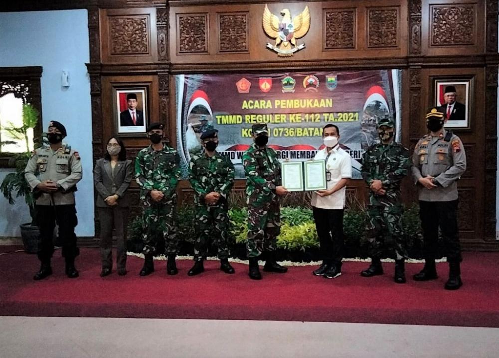 Personil TMMD Reguler Tiba, Bupati Batang Berikan Sambutan
