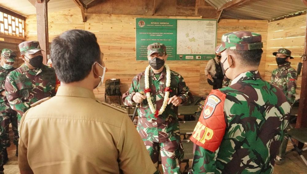 PENGECEKAN BARAK PENGINAPAN PASUKAN