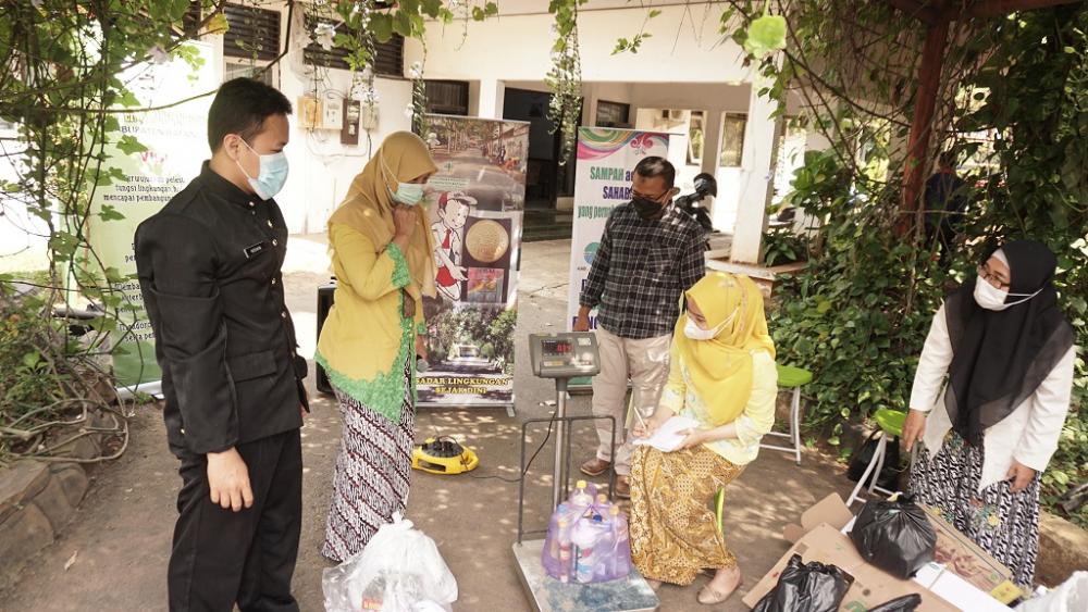 Sampah Kertas OPD Menumpuk, DLH Sosialisasikan Bank Sampah Uwuh Makmur