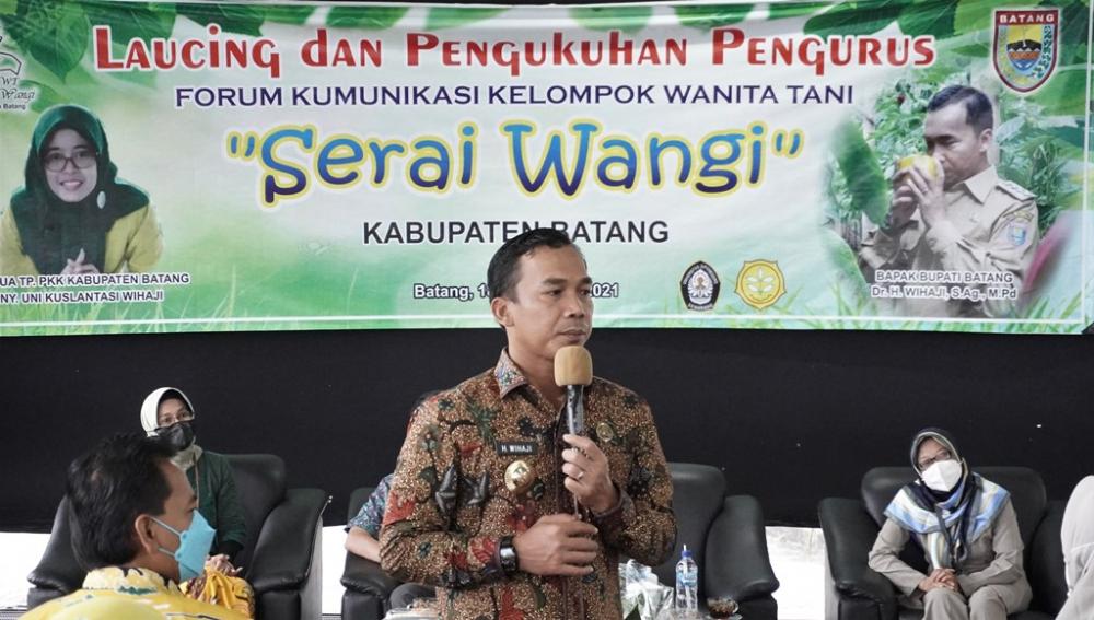 Bupati Batang Kukuhkan KWT Untuk Dirikan Wisata Edukasi