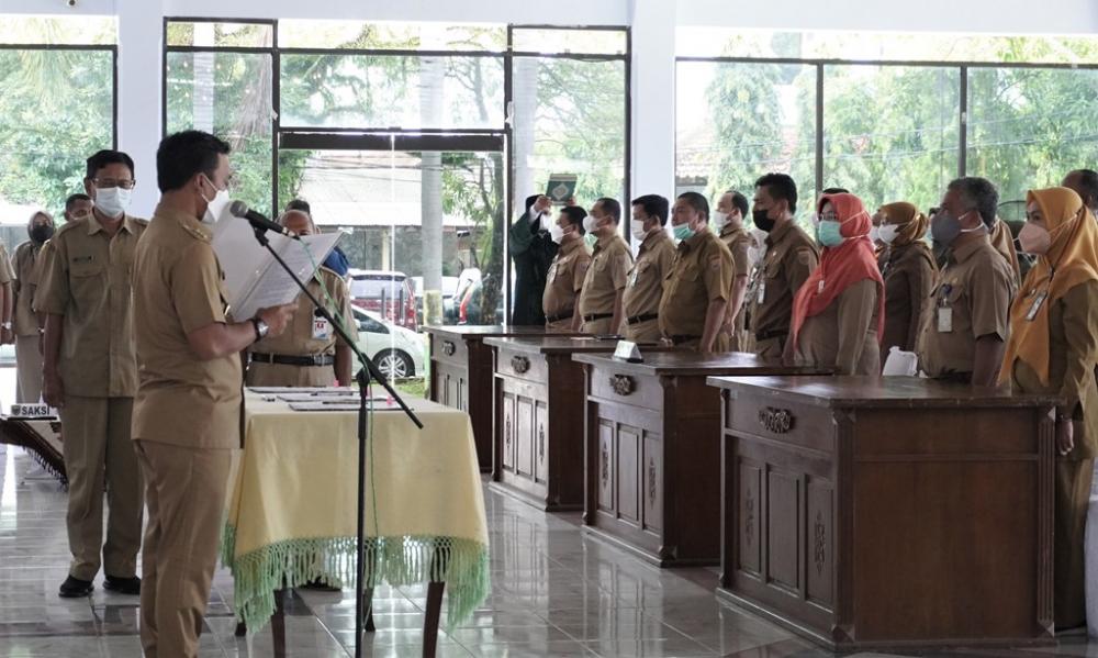 Bupati Batang Lantik 128 Pejabat Promosi dan Sesuai Klomenkatur Baru SOTK