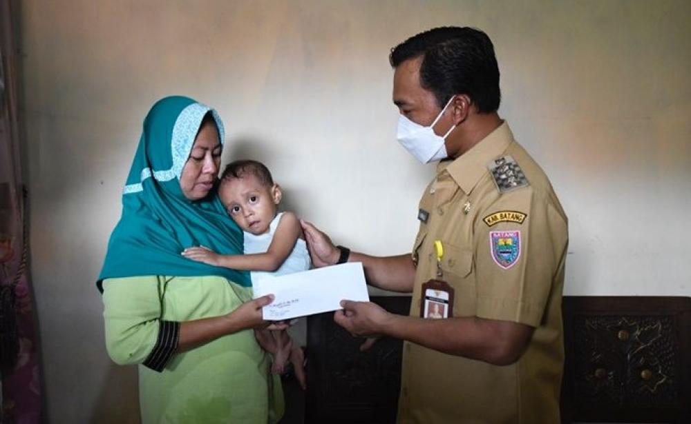 Bupati Batang Wihaji Rujuk Balita Sakit Berat ke Rumah Sakit