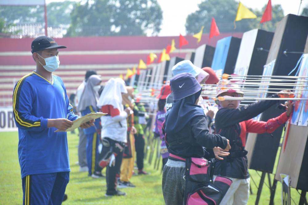 BERIKAN NILAI PANAHAN