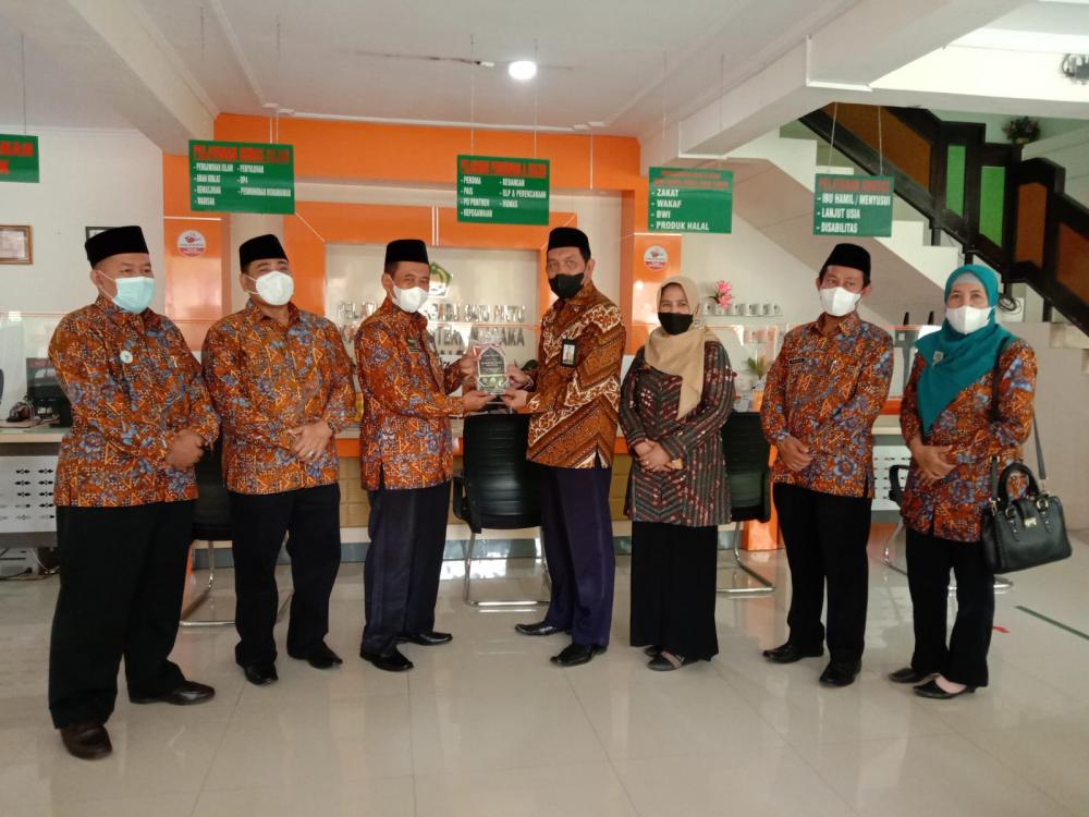 Tingkatkan Kinerja, BWI Batang Studi Banding ke Kota Malang