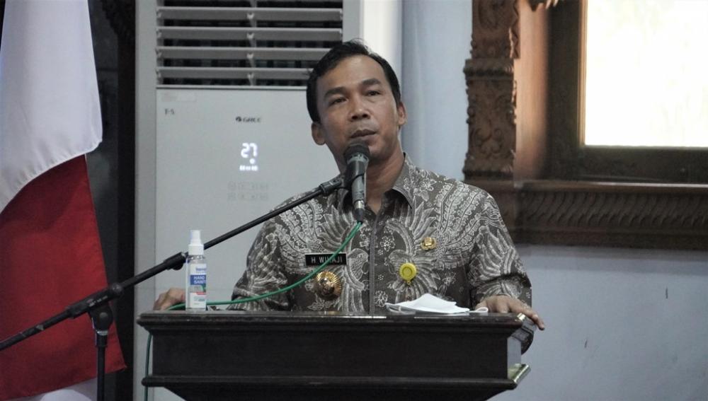 BERIKAN DUKUNGAN PEMBANGUNAN KIT PANDEGLANG