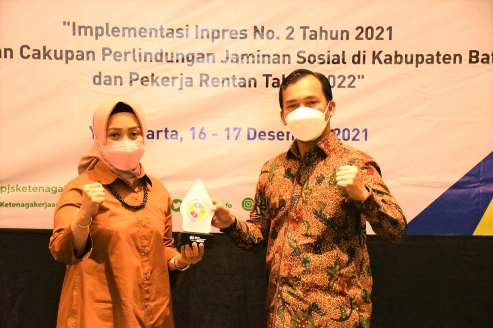 Pemkab Batang Anggarkan BPJamsostek Untuk Ketua RT