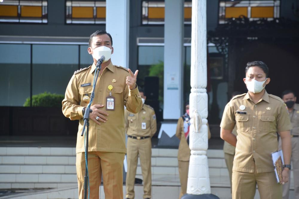 BUPATI BATANG MINTA ASN TINGKATKAN KINERJA