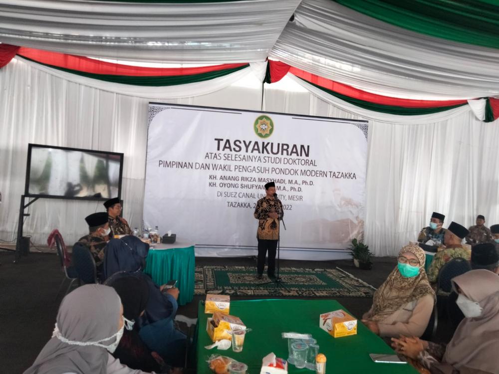 Pengasuh PM Tazakka Gelar Tasyakuran Pasca Studi Doktoral
