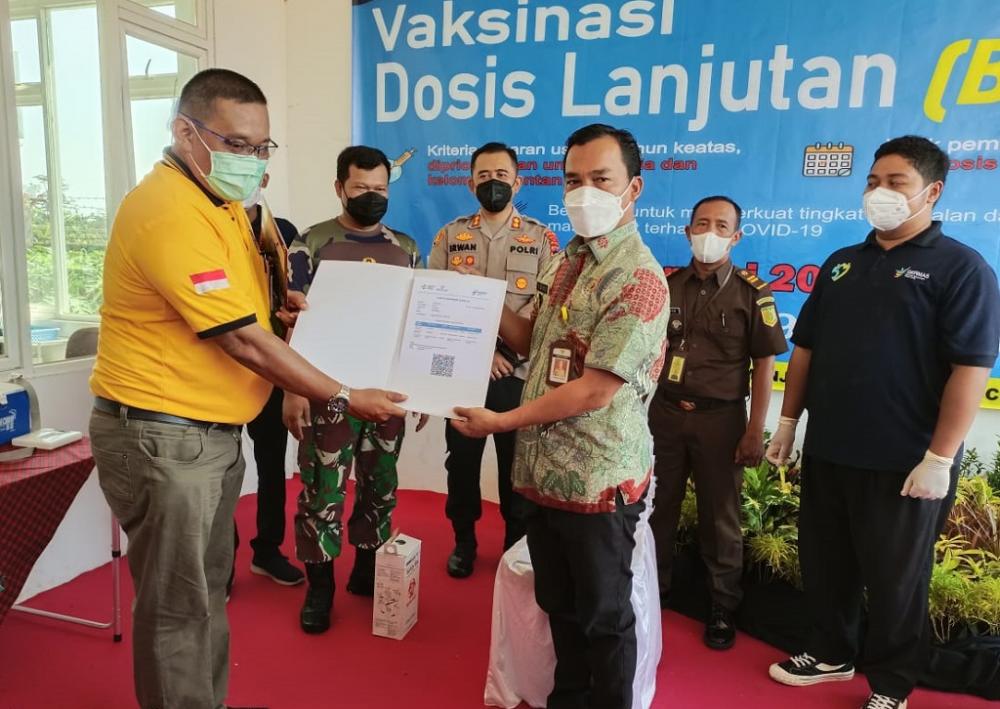 Bupati Batang : Ikhtiar Perang Lawan Varian Omicron Dengan Vaksinasi Lanjutan