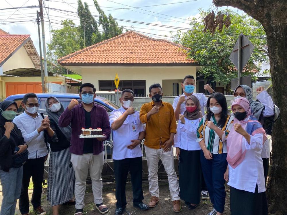 Peringati HPN, Wisma PWI Dapat Kejutan Dari Diskominfo Batang