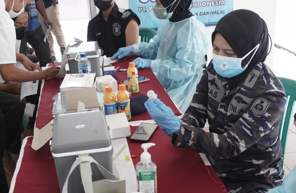 VAKSINASI MASSAL BATANG