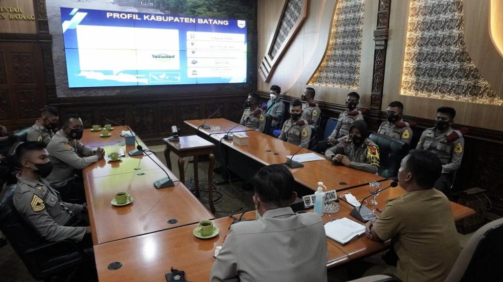 PAPARKAN NILAI INVESTASI BATANG