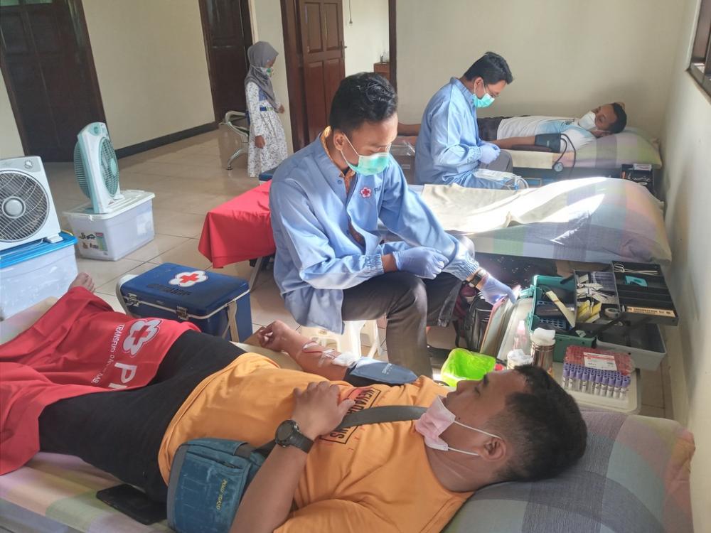 Utamakan Kesehatan Umat, Muslimat Batang Gelar Bakti Sosial