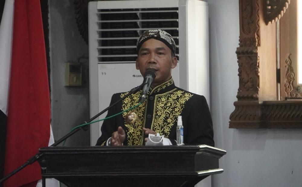 PENYALURAN BANTUAN SEMBAKO