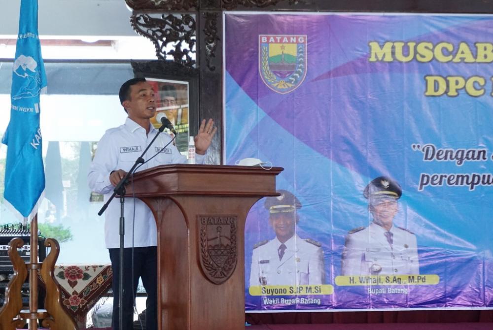 WANITA PUNYA HAK YANG SAMA