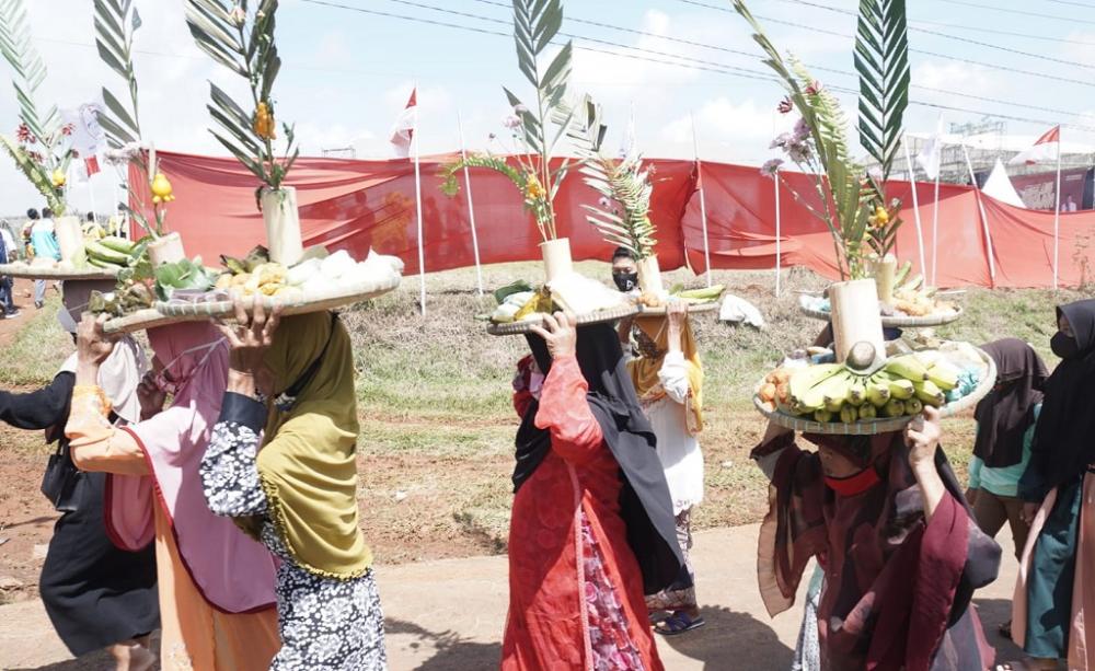 SEDEKAH BUMI WARGA CEPOKO BATANG