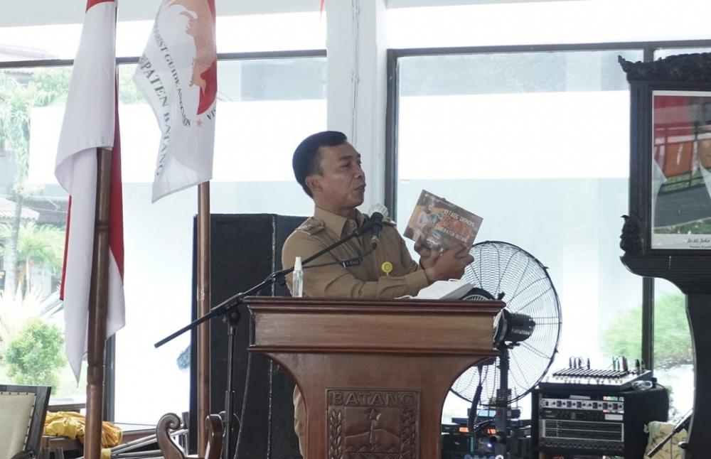 PRAMUWISATA BISA PROMOSIKAN KATALOG EKRAF