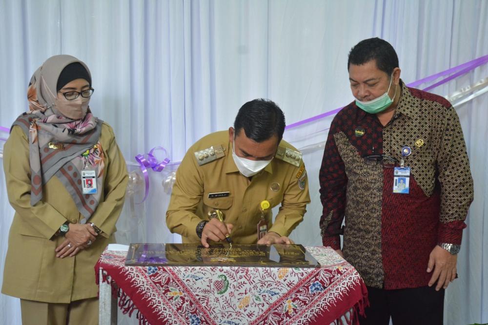 Bupati Batang Resmikan Gedung Radiologi dan Laboratorium RSUD Kalisari