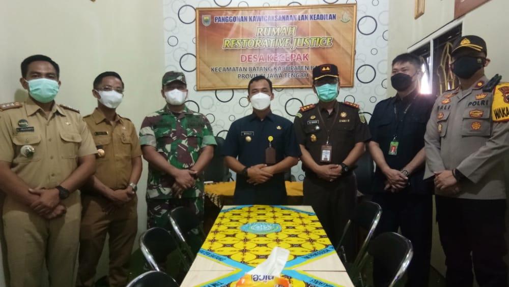 Bupati Batang Resmikan Dua Rumah Restorative Justice 