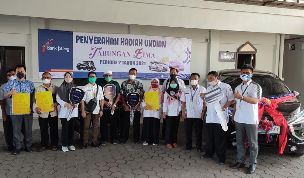 Bank Jateng Serahkan Hadiah Undian Tabungan Bima Periode II