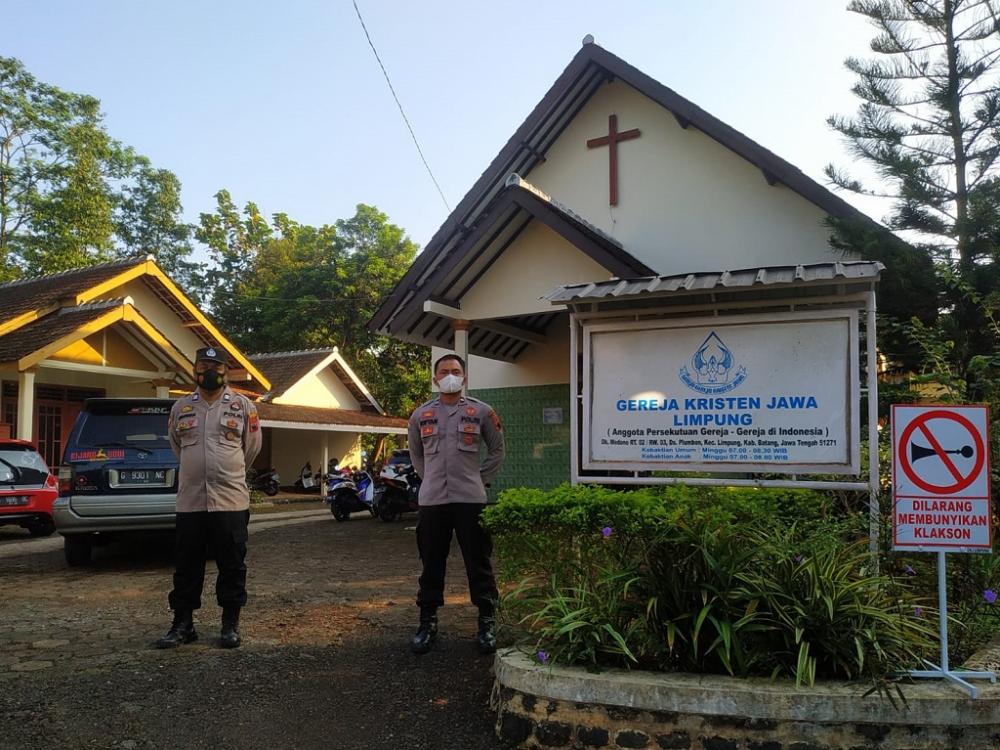 Pastikan Keamanan Paskah, Personel Polsek Limpung Disiagakan