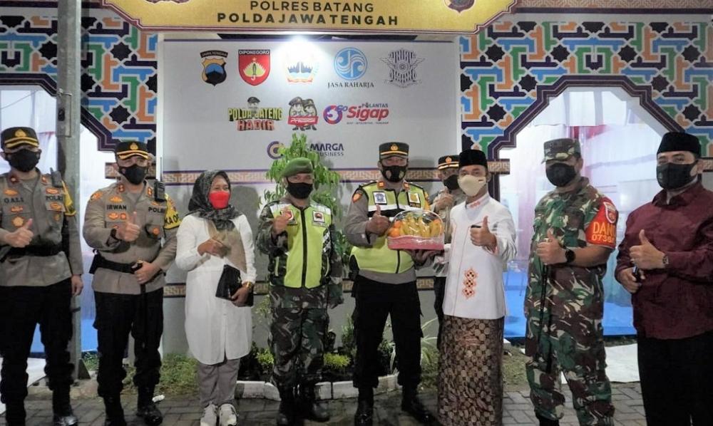 Pemberlakuan One Way, Berikan Dampak Positif Untuk Warung-Warung Pantura di Batang
