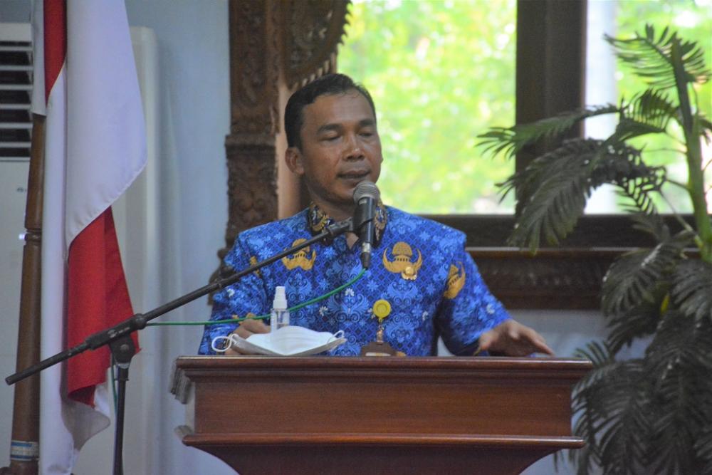 Bupati Batang Tanggapi Pelonggaran Kebijakan Pemakaian Masker