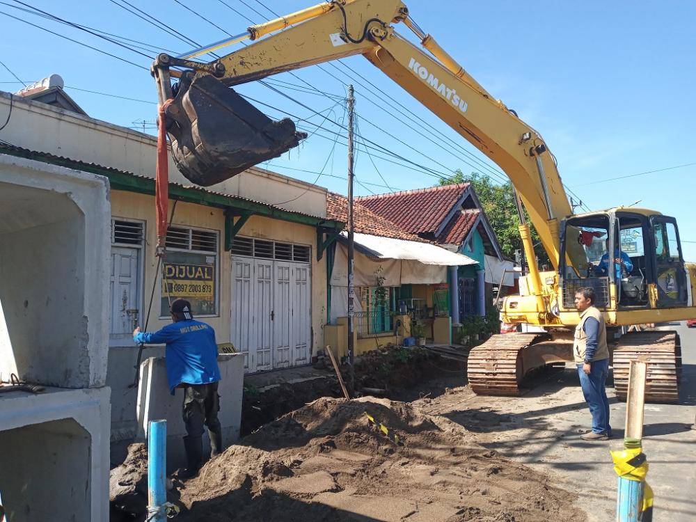 Rawan Banjir, DPUPR Batang Tata Ulang Drainase Kauman