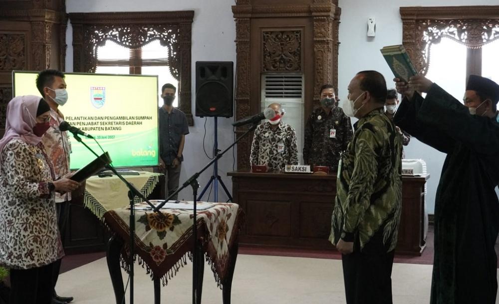 PELANTIKAN PJ SEKDA BATANG