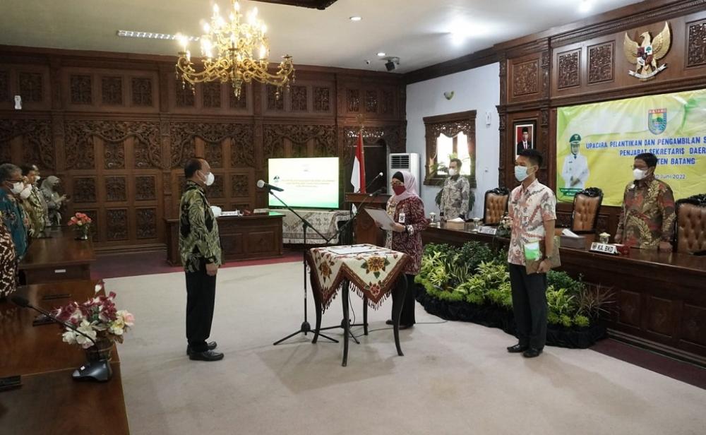 Ari Yudianto Resmi Dilantik Sebagai Pj Sekda Batang