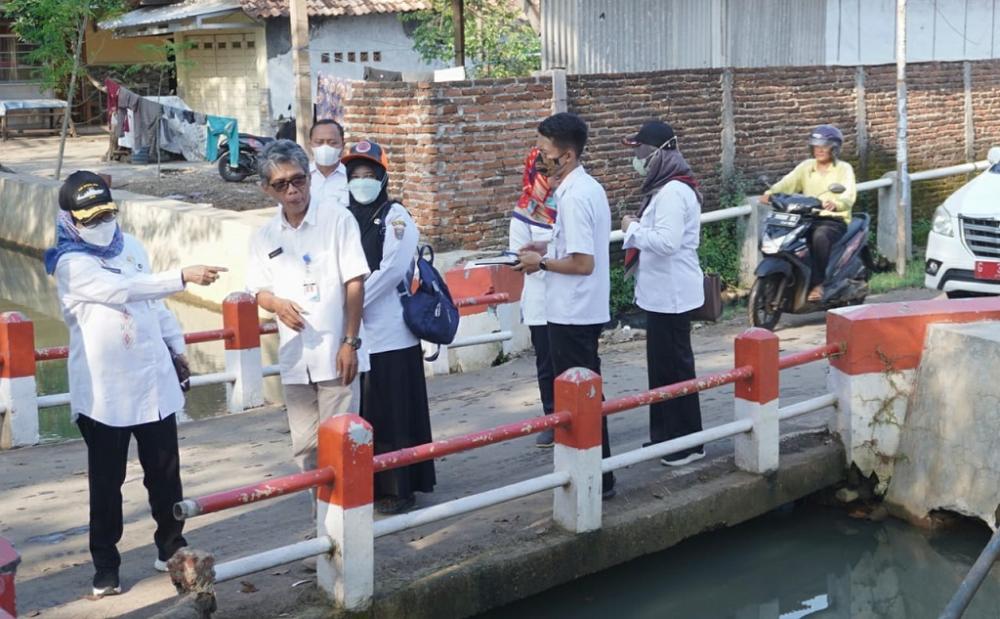 TINJAU WILAYAH BANJIR ROB di BATANG