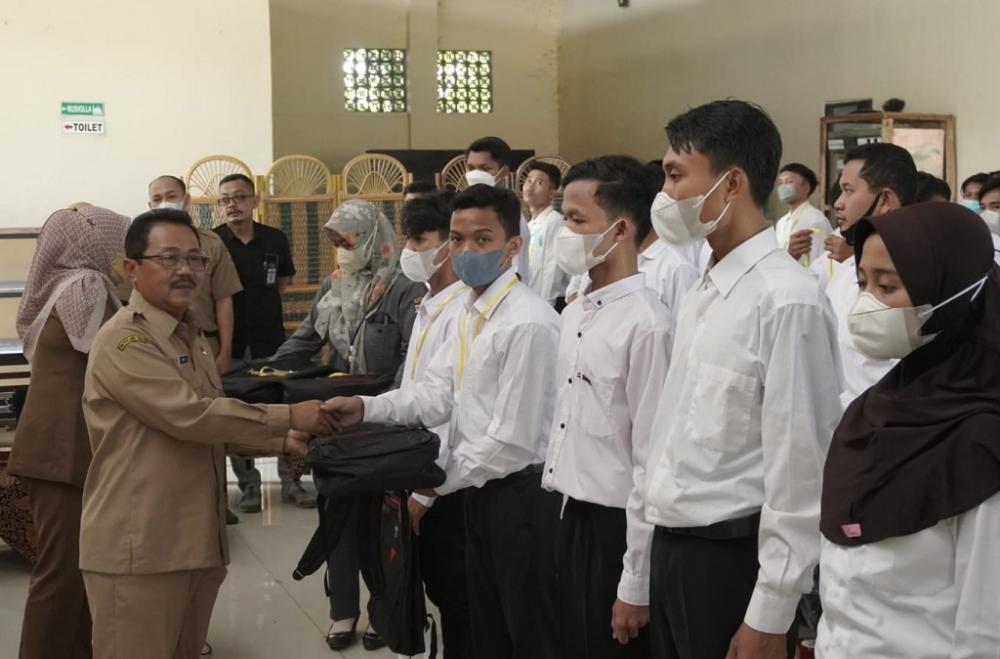 Disnaker Batang Fasilitasi Buruh dan Petani Tembakau Dengan Pelatihan Berbasis Kompetensi